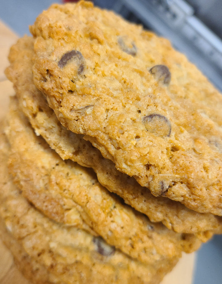 Oatmeal Chocolate Chip Cookies (Package of 6)